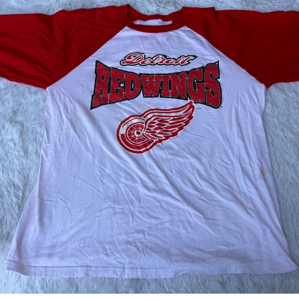 Detroit Red Wings Vintage Raglan T-Shirt Red White Graphic Hockey Jersey L